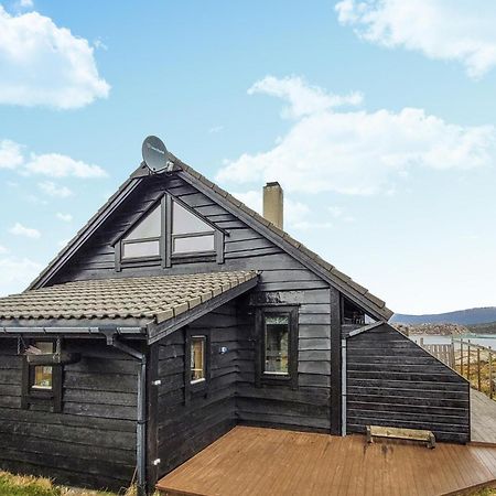4 Bedroom Gorgeous Home In Fitjar Экстерьер фото